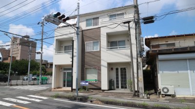 【本庄市駅南　投資物件】本庄駅から徒歩4分♪店舗付きのアパート　～メゾンベニール～