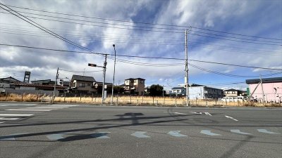 【熊谷市新堀新田　土地】アパートや事業用におススメの土地面積約405坪の売地