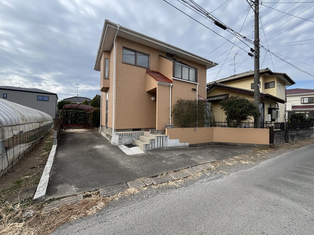 【深谷市稲荷町北　中古住宅】閑静な住宅街にある陽当たり良好な3LDK 
