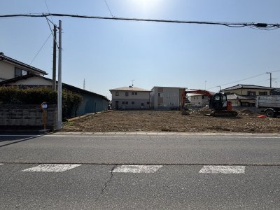 【深谷市東方町　新築分譲全5棟/3号棟】駐車場並列3台可能！広い庭付きの3LDK
