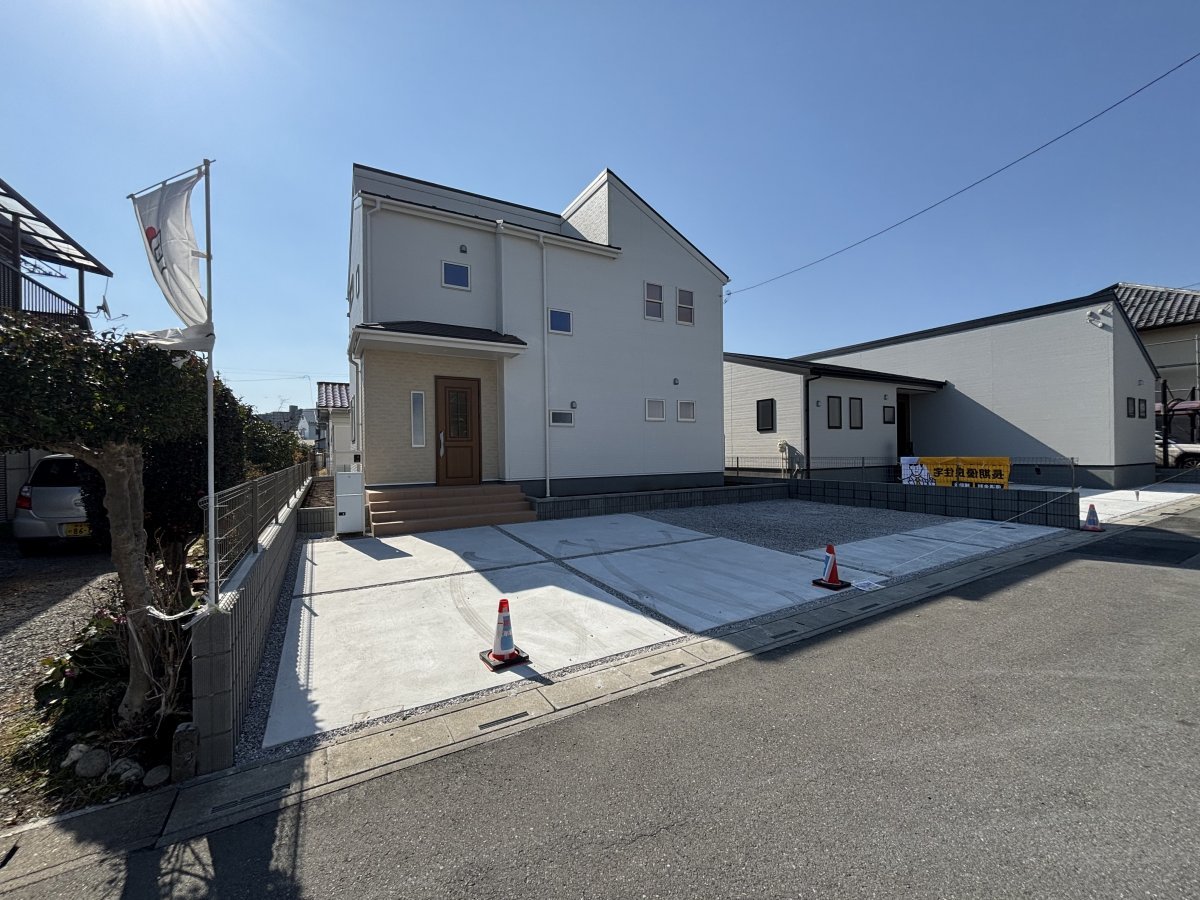 【深谷市上野台　新築分譲住宅全2棟/2号棟】桜ヶ丘小学校まで徒歩4分！敷地面積65坪超えの4LDK【完成済み】 