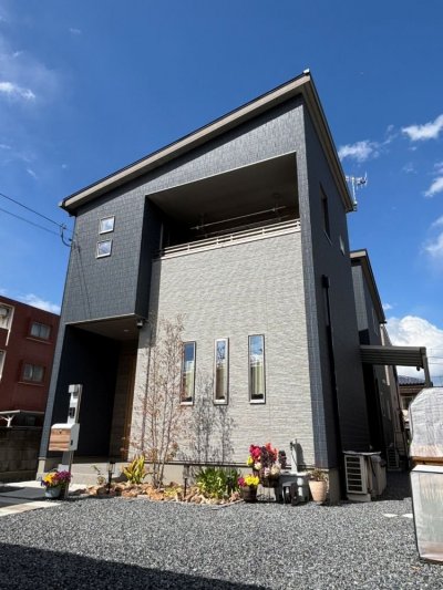 【深谷市上野台　中古住宅】駐車スペース最大5台分！令和5年築の築浅3LDK