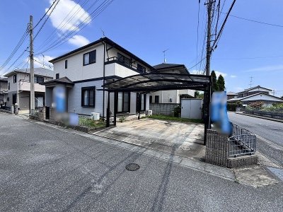 【深谷市上柴町西　中古住宅】カーポート付並列2台可能な収納充実の4LDK