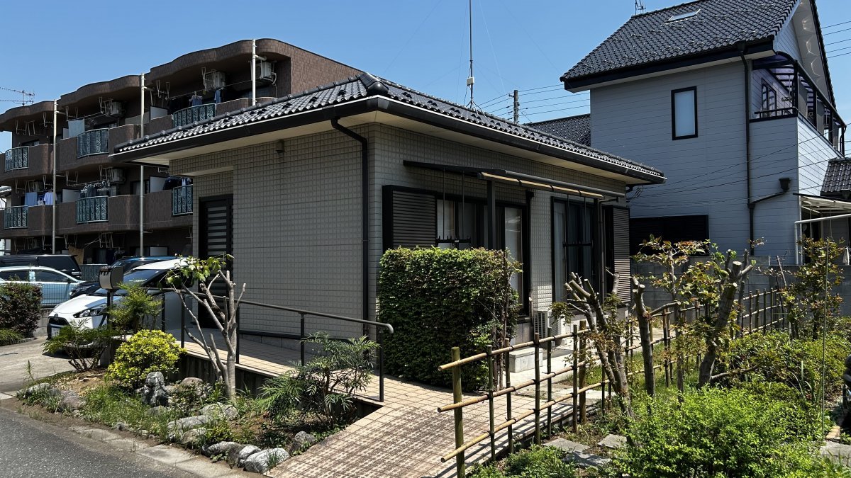 原郷岡田貸家 