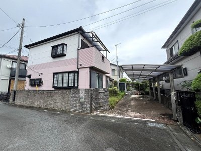 【深谷市上野台　中古住宅】桜ケ丘小学校まで徒歩1分！カーポート付きの4SLDK