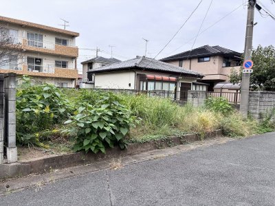 【深谷市上柴町西　土地】徒歩圏内に生活利便施設が充実した南道路接道の整形地