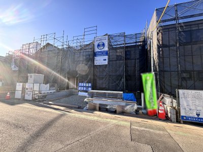 【深谷市上野台　全4棟/2号棟】駐車場並列3台可能！収納の充実した3LDK