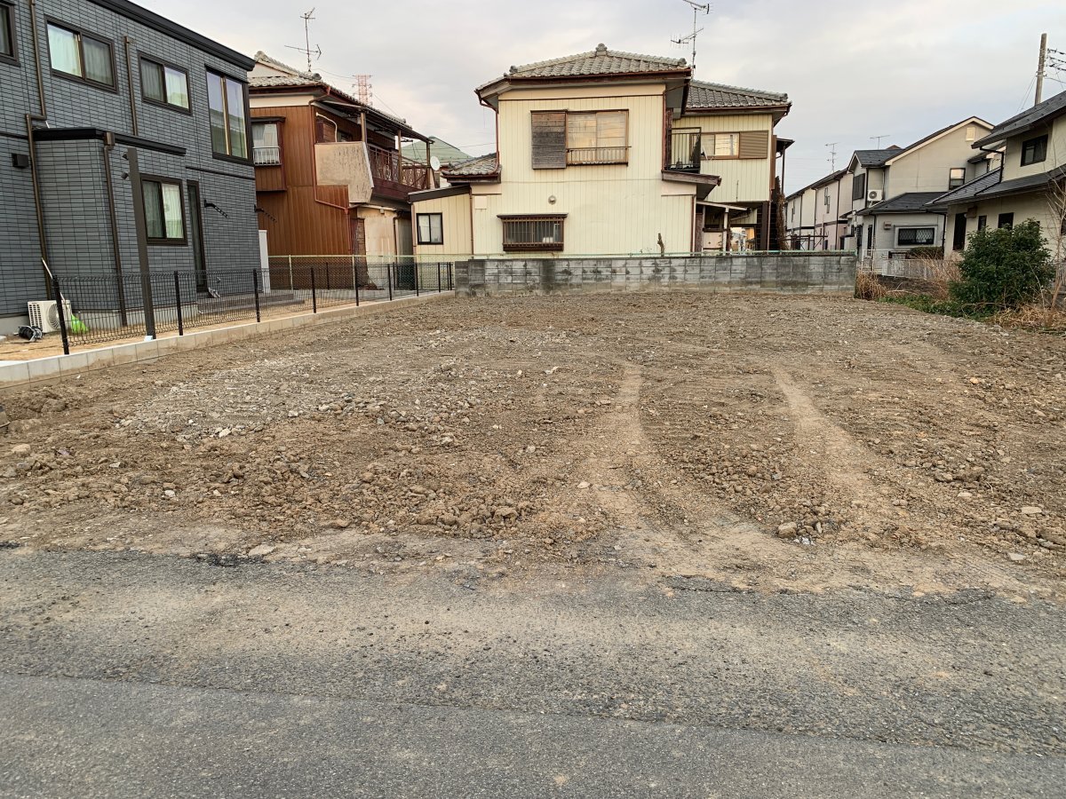 【深谷市西島　土地】土地面積約64坪！スーパーや小学校も近い建築条件なしの売地 