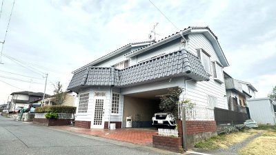 【深谷市上野台　店舗付住宅】シャッター車庫・1階防音工事済み店舗付住宅