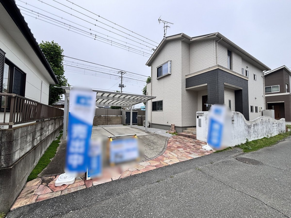 【深谷市上野台　中古住宅】全室6帖以上、リビング18帖以上ある築10年の4LDK 