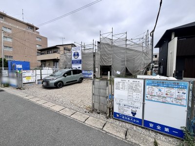【深谷市東方町　新築住宅全1棟】南道路で陽当たり良好！駐車並列4台可能な3LDK