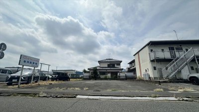 土地面積75.63坪で建築条件なし♪　幡羅小学校区域、東方町の売地