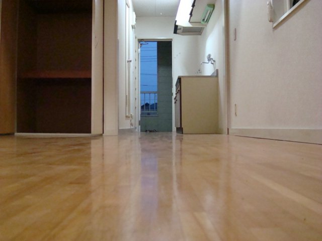 洋室から玄関側