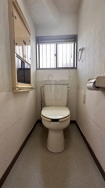 1階トイレ