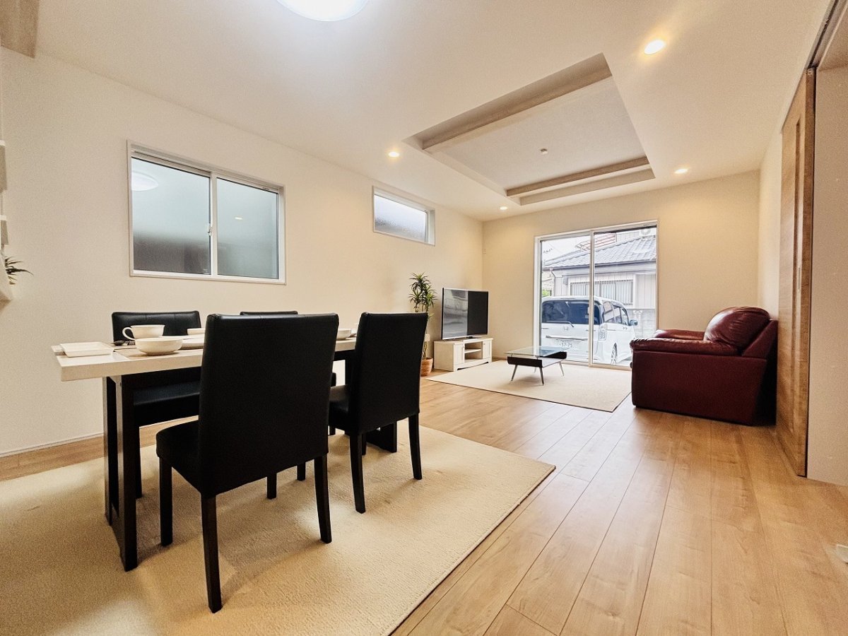 18帖の明るいリビング　