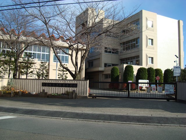 深谷市立上柴東小学校