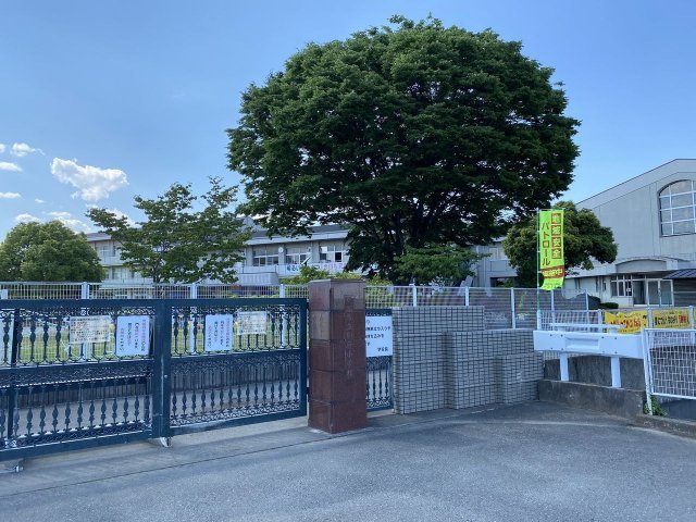 別府小学校