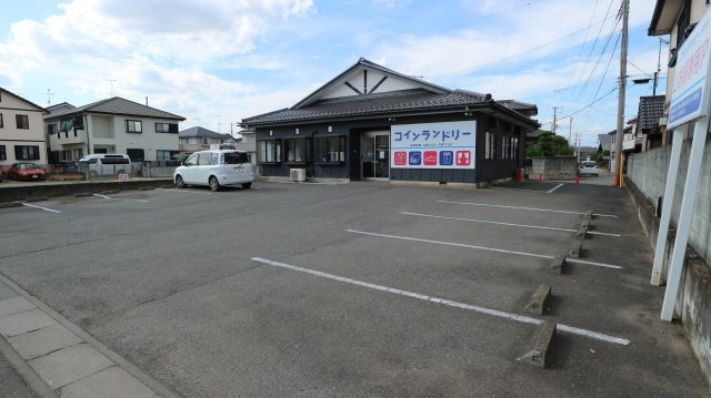 コインランドリー岡部店