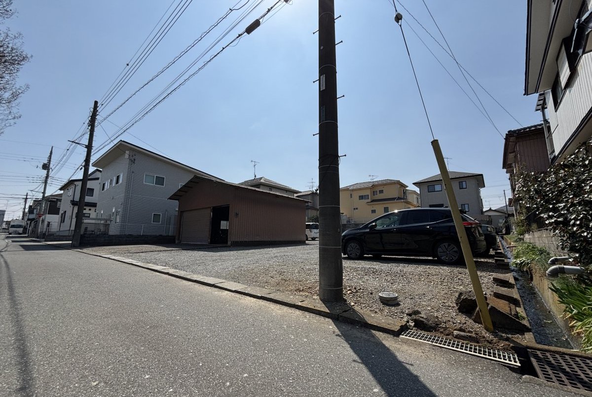 建築条件なし！土地面積広々約177坪の売地